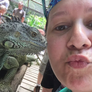 Meet your Posher, Corintha